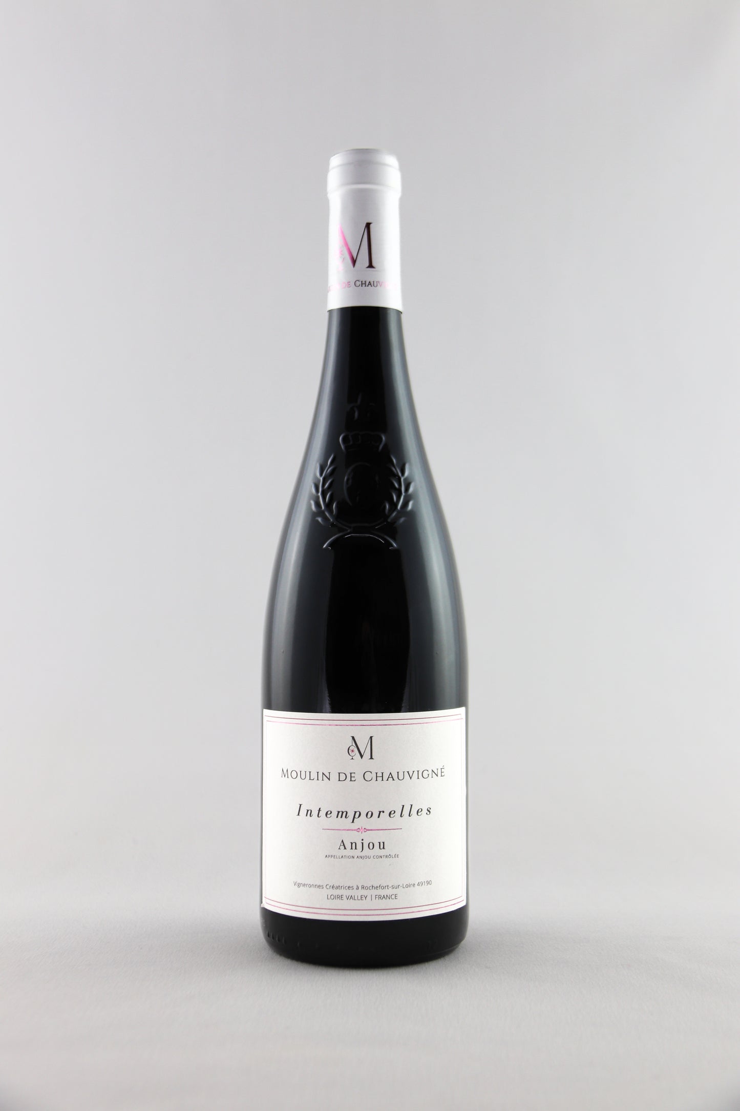 Bouteille de vin rouge Intemporelles Anjou du Moulin de Chauvigné, AOP Anjou, vin de la Vallée de la Loire